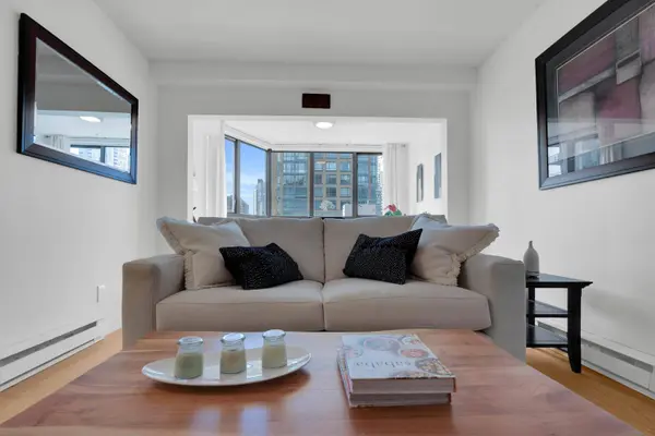 488 Helmcken Street ST #801, Vancouver, BC V6B 6E4