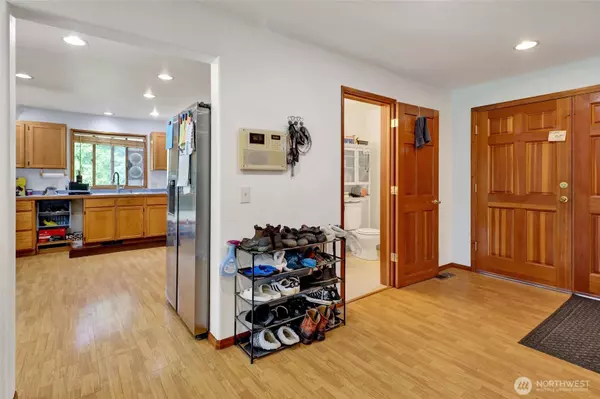 8120 Gordon RD, Concrete, WA 98237