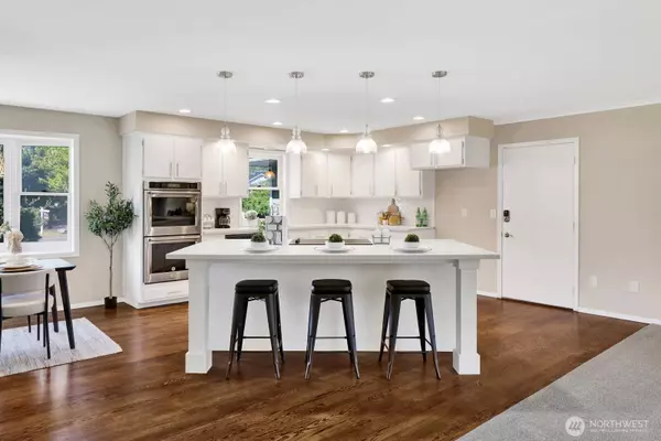 118 Cedarwood PL, Mount Vernon, WA 98273