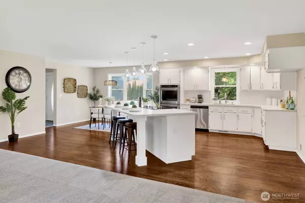 118 Cedarwood PL, Mount Vernon, WA 98273