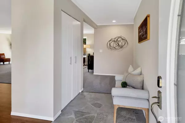 118 Cedarwood PL, Mount Vernon, WA 98273