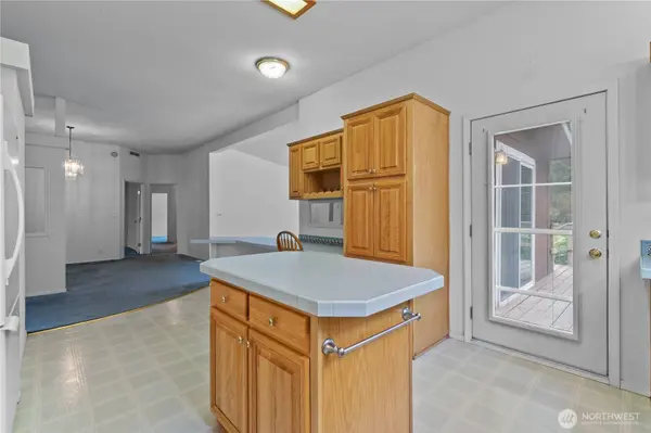 4030 Twin Creek RD, Ferndale, WA 98248