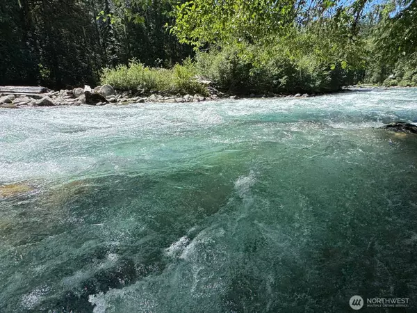 64054 E Cascade DR, Marblemount, WA 98267