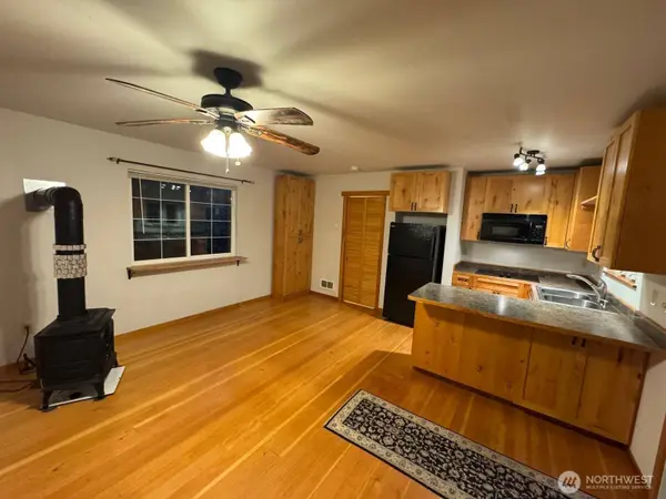 9962 Rustic LN, Sedro Woolley, WA 98284