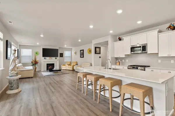 8109 285th PL NW, Stanwood, WA 98292