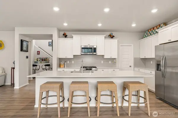 8109 285th PL NW, Stanwood, WA 98292