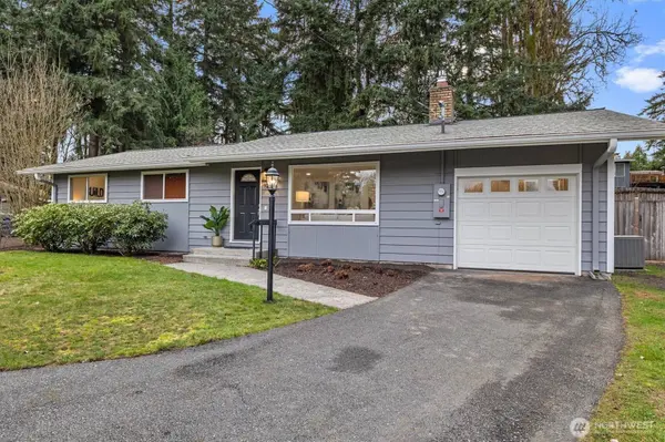 9218 NE 184th PL, Bothell, WA 98011