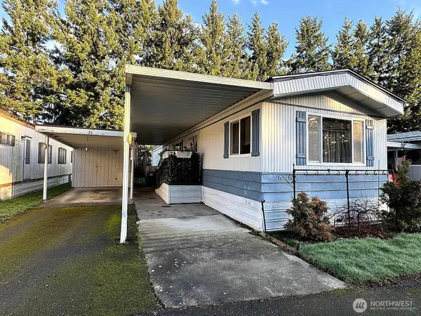 2210 Old Highway 99 South RD #31, Mount Vernon, WA 98273