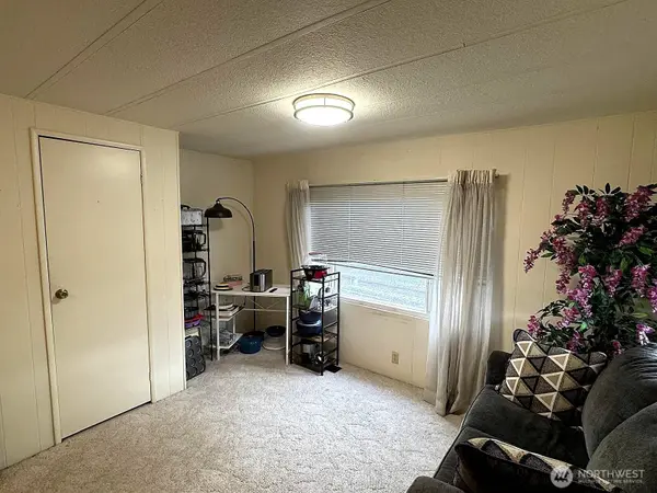 2210 Old Highway 99 South RD #31, Mount Vernon, WA 98273