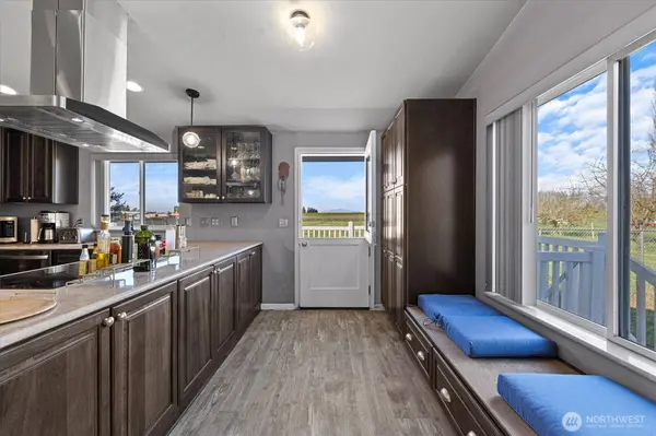 17771 Dunbar RD, Mount Vernon, WA 98273