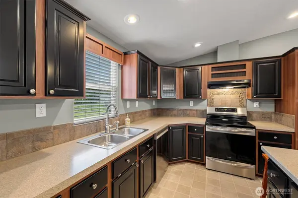 37273 Cape Horn RD, Sedro Woolley, WA 98284