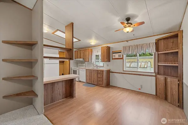 9403 Pierce LN #24, Sedro Woolley, WA 98284