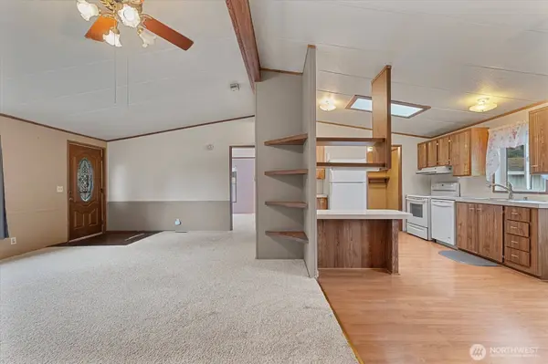 9403 Pierce LN #24, Sedro Woolley, WA 98284
