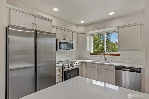 Burlington WA townhome for sale 98233