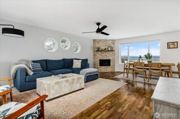 5055 Honeymoon Bay RD, Freeland, WA 98249
