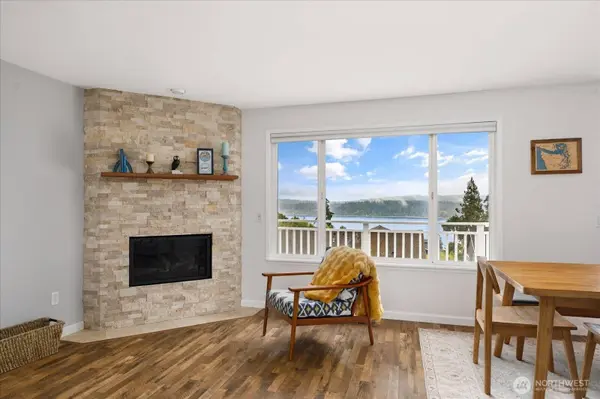 5055 Honeymoon Bay RD, Freeland, WA 98249