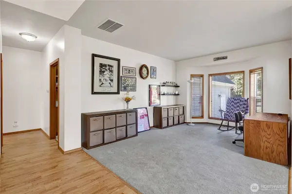 6620 Trent LN, Ferndale, WA 98248