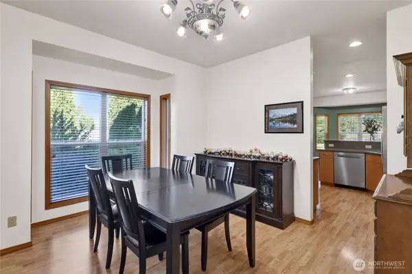 6620 Trent LN, Ferndale, WA 98248
