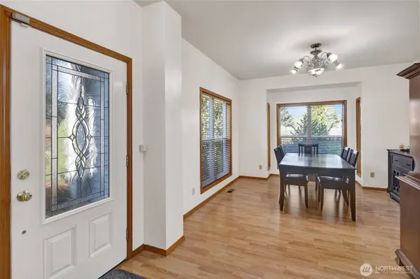 6620 Trent LN, Ferndale, WA 98248