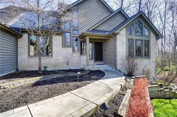 845 Wind Bluff Point, Springboro, OH 45066