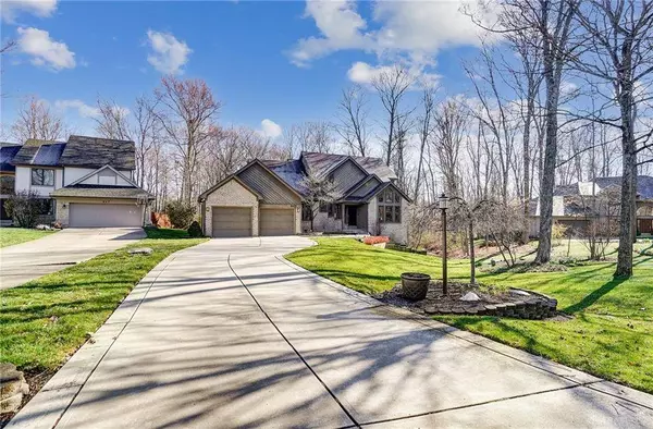 845 Wind Bluff Point, Springboro, OH 45066