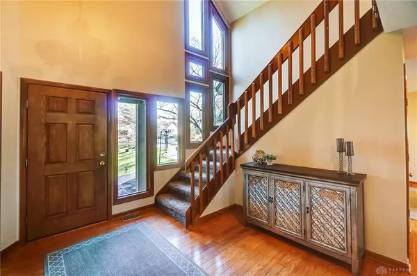 845 Wind Bluff Point, Springboro, OH 45066