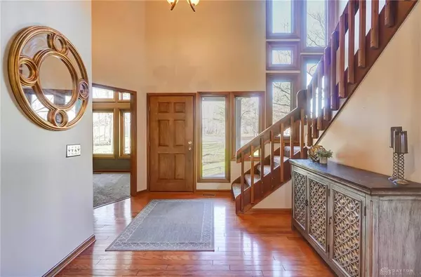 845 Wind Bluff Point, Springboro, OH 45066