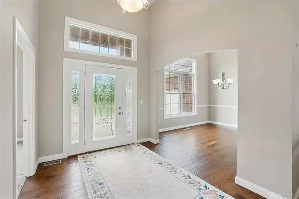 7250 Beaver Brook Drive, Springboro, OH 45066