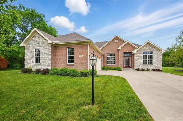 7250 Beaver Brook Drive, Springboro, OH 45066