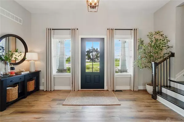 2832 Lucy Lane, Waynesville, OH 45068