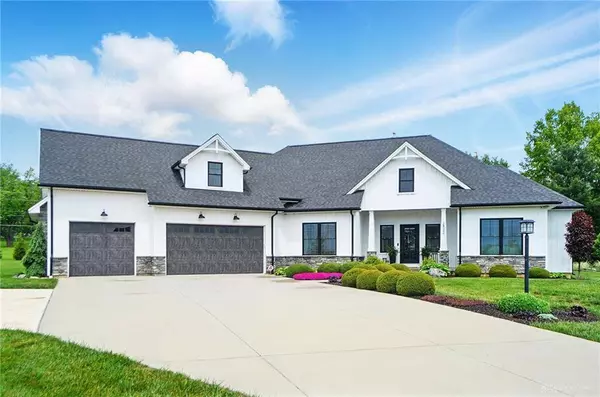 2832 Lucy Lane, Waynesville, OH 45068