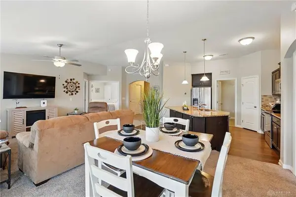 84 Waterhaven Way, Springboro, OH 45066