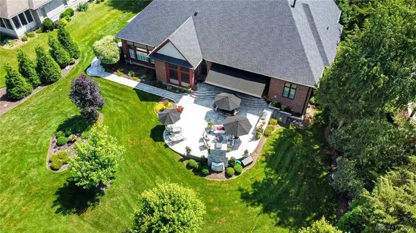 7921 Locust Grove Court, Springboro, OH 45066