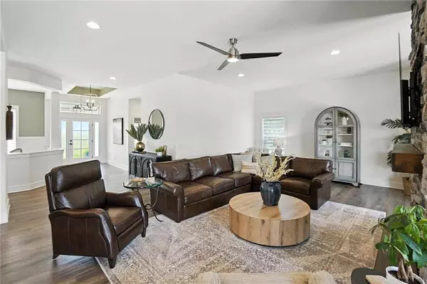 2888 Lucy Lane, Waynesville, OH 45068