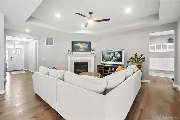 539 Bellasera Drive, Sugarcreek Township, OH 45440