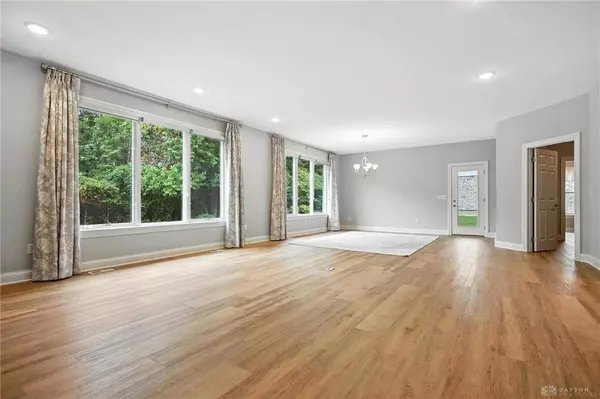 3663 Sunset Bluff Drive, Beavercreek, OH 45430