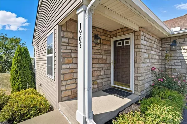 1907 Falling Leaf Lane, Miamisburg, OH 45342