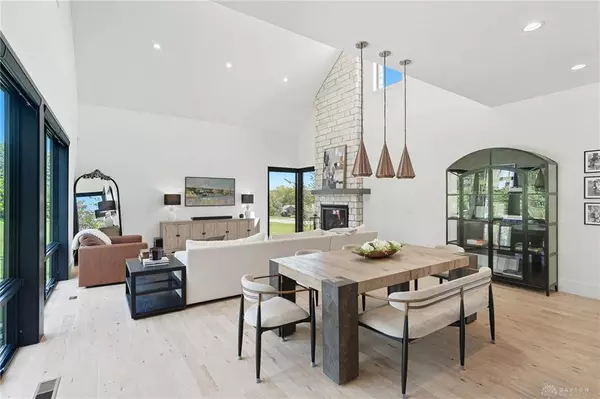 6265 Red Lion 5 Points Road, Springboro, OH 45066