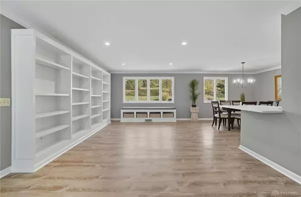 7720 Park Creek Drive, Dayton, OH 45459