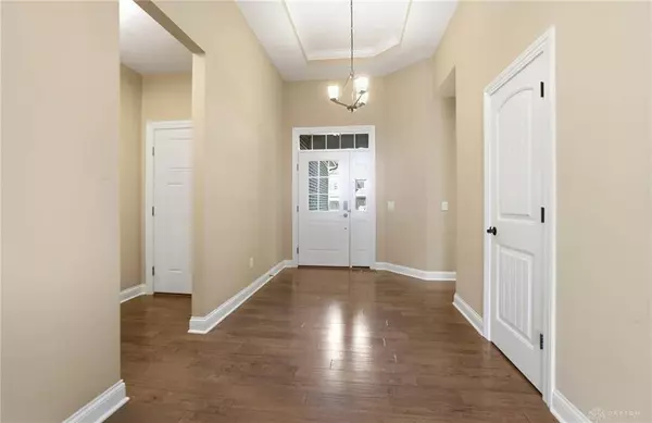 1123 Chambrey Court, Clearcreek Twp, OH 45458