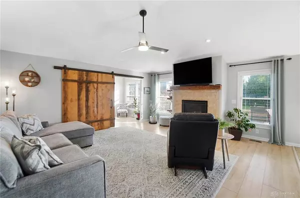 9809 Southern Belle Court, Dayton, OH 45458