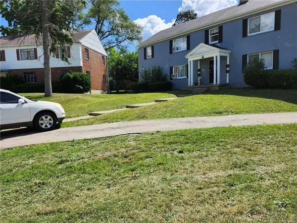 2312 Davue Circle, Dayton, OH 45406