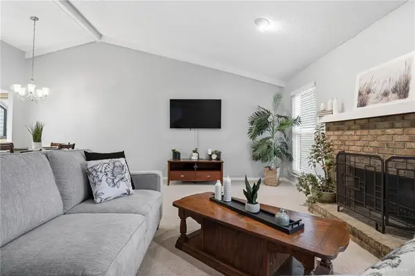 1320 Glastonbury Lane, Washington Twp, OH 45459