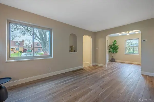 1012 Hampshire Road, Dayton, OH 45419