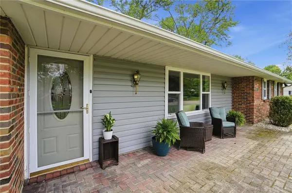 556 Brandwynne Court, Centerville, OH 45459