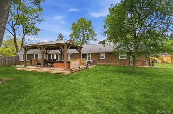 556 Brandwynne Court, Centerville, OH 45459