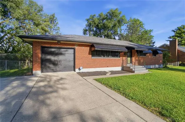 327 Constantia Avenue, Dayton, OH 45419