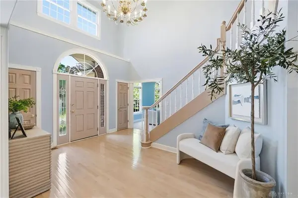 1037 Thicket Walk, Washington Twp, OH 45429