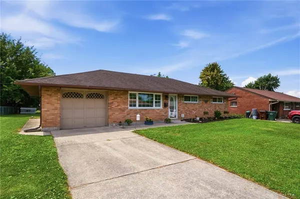 2076 Lynpark Avenue, Miami Township, OH 45439