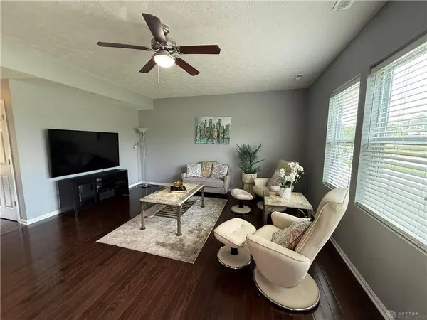 2571 Sunset Maple Drive, Tipp City, OH 45371